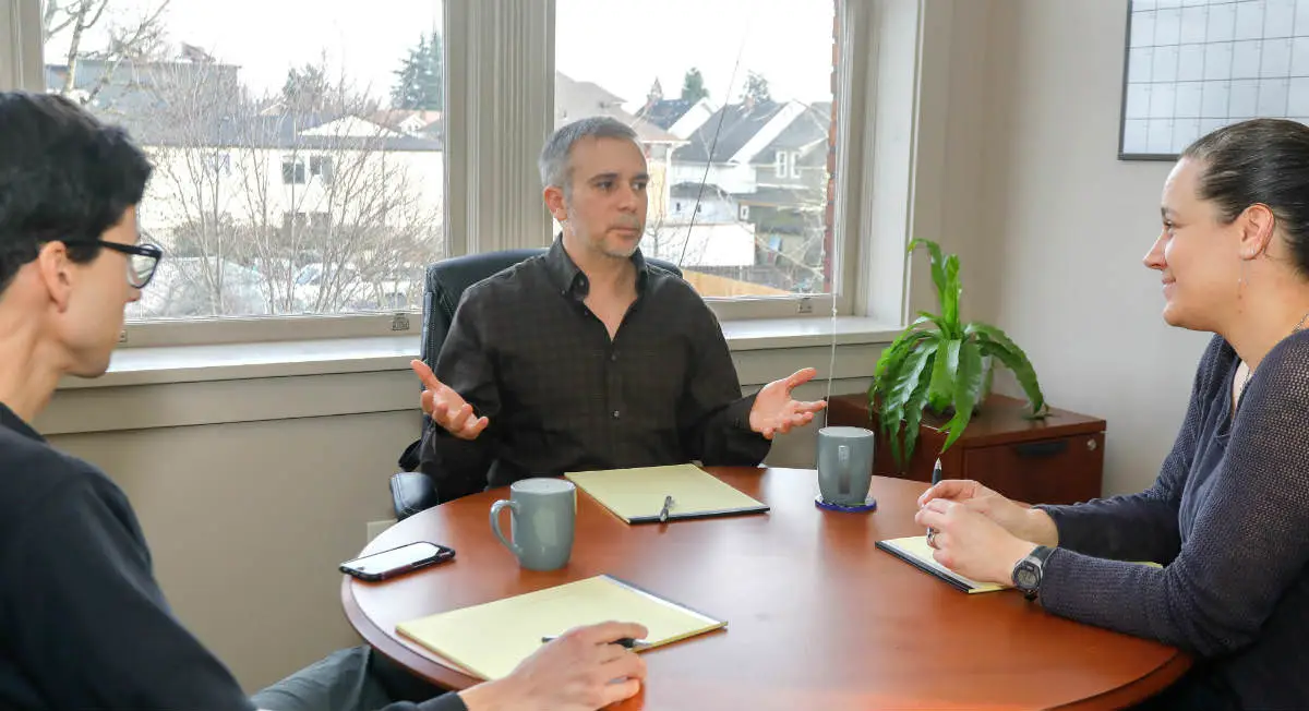 Portland Oregon Divorce mediator Stuart Watson describes benefits of mediation to two clients