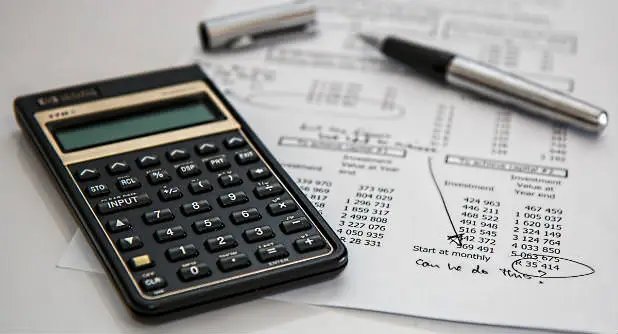 determine spousal support in Oregon calculator (image of monthly budget)